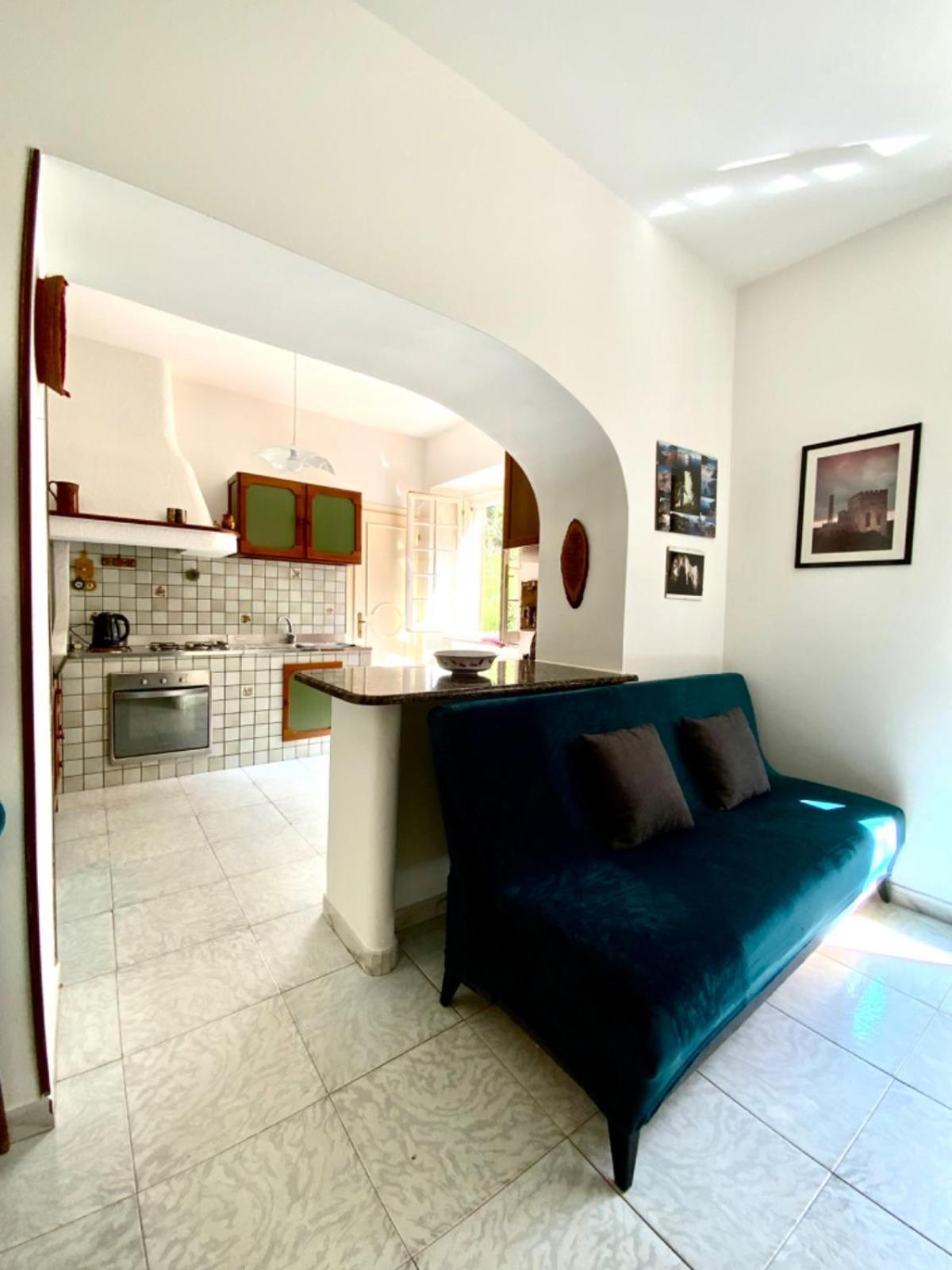 Aragonite Azzurra Casa Vacanza Гоннеза Экстерьер фото