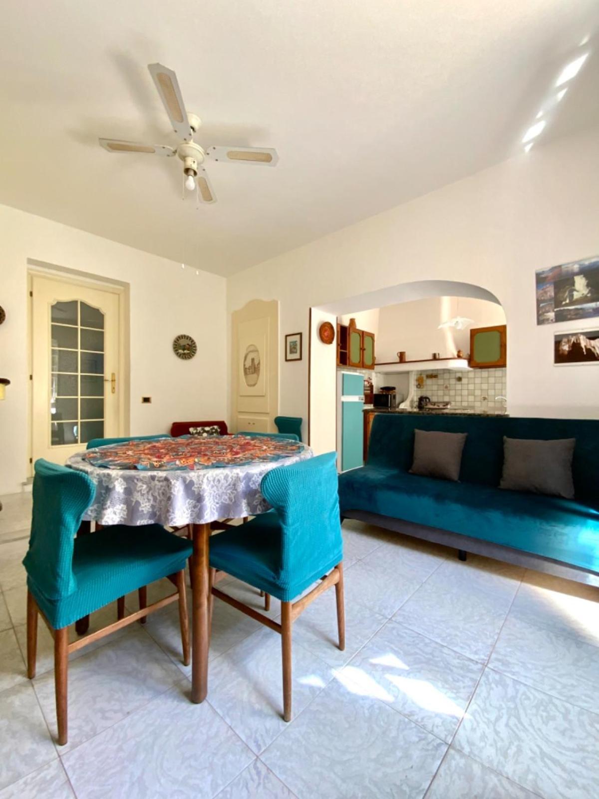 Aragonite Azzurra Casa Vacanza Гоннеза Экстерьер фото