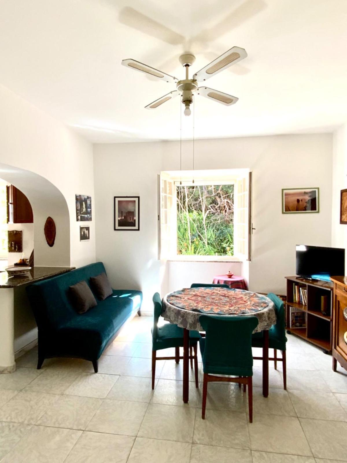 Aragonite Azzurra Casa Vacanza Гоннеза Экстерьер фото